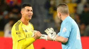 لحظة طرد صادمة كريستيانو رونالدو يغادر مباراة النصر والشباب